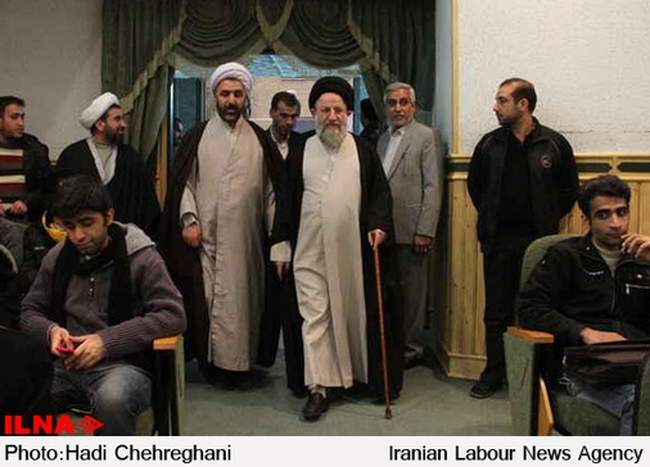 رونمایی از کتاب حضرت آیت الله العظمی موسوی اردبیلی
