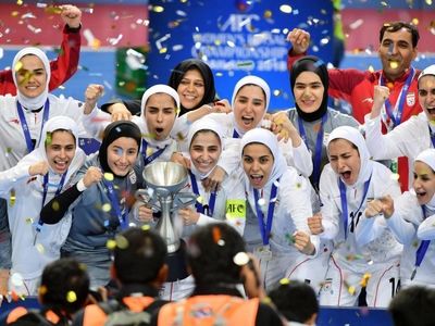 بانوان فوتسالیست بامداد سه‌شنبه در تهران