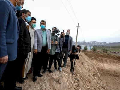 بازدید وزیر میراث‌فرهنگی از پروژه اولین بیمارستان در حال ساخت طالقان