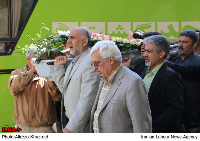 مراسم تشییع پیکر داوود رمضان شیرازی ناشر پیشکسوت