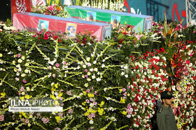 مراسم وداع کرمانی‌ها با پیکر پاک شهید سپهبد قاسم سلیمانی