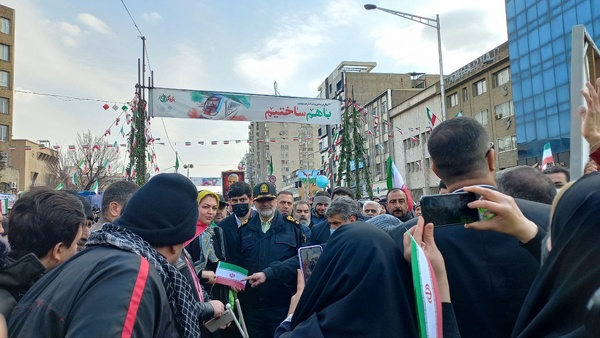 مردم وفادارتر از قبل پای انقلاب هستند/ چشم دشمنان نظام از سال‌های قبل کورتر می‌شود