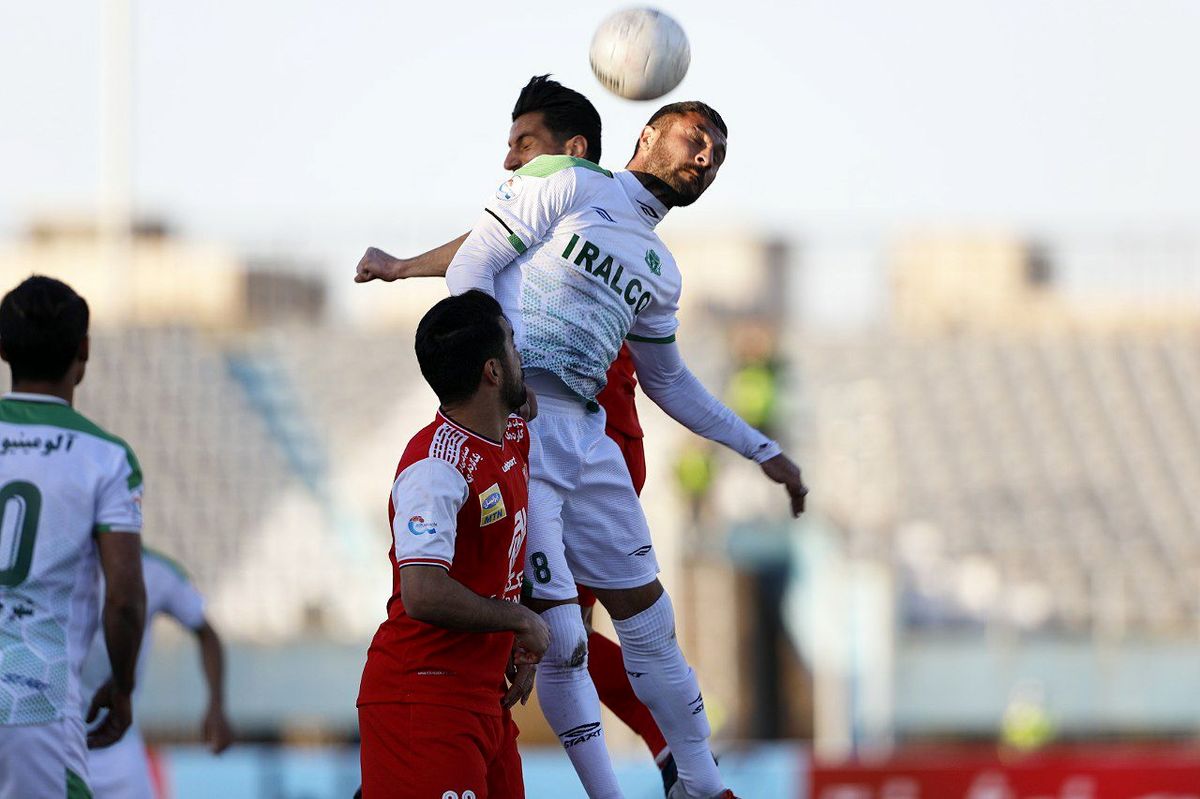 ویدیو: جشن و پایکوبی طرفداران آلومینیوم پس از شکست پرسپولیس