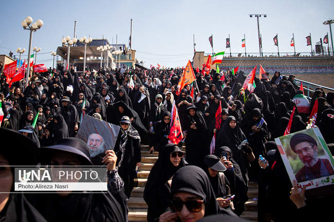  دومین روز مراسم وداع با رهبر شهید انقلاب در مصلای تهران/ 12