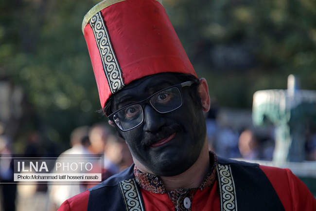  اجراهای روز اول شانزدهمین دوره جشنواره  تئاتر خیابانی مریوان-1