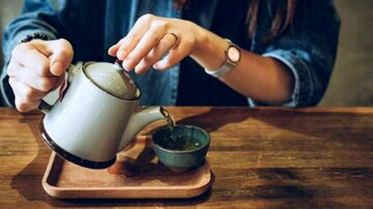 نوشیدن چای در این شرایط سرطان‌زا است 