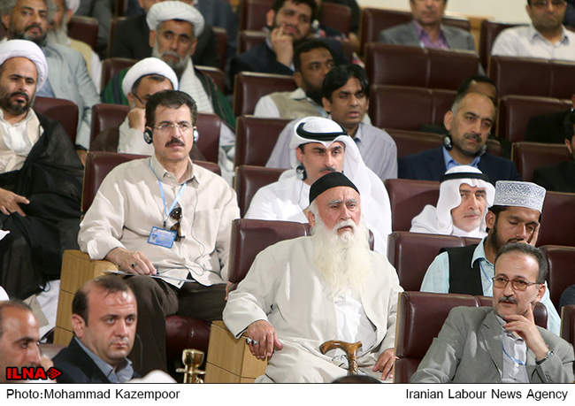 همایش جهان عاری از خشونت در اندیشه امام(ره) با حضور آیت الله هاشمی رفس