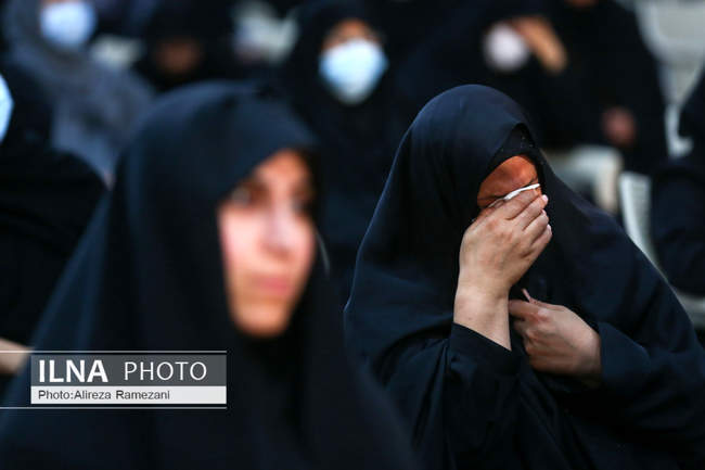 مراسم شب عاشورای حضرت سید الشهدا (ع) در حرم امام خمینی (ره)