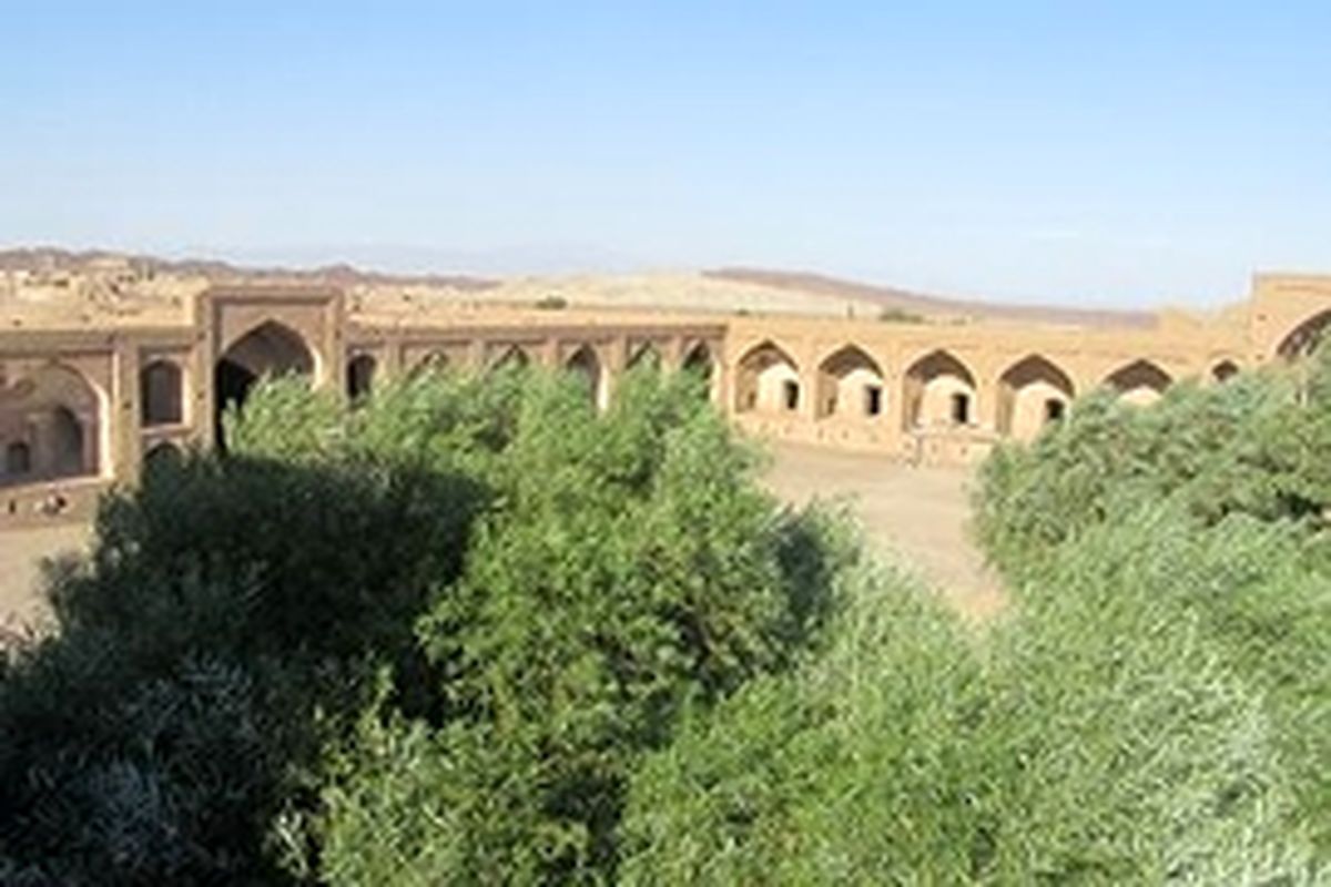 مرمت کاروانسرای عباس آباد میامی آغاز شد