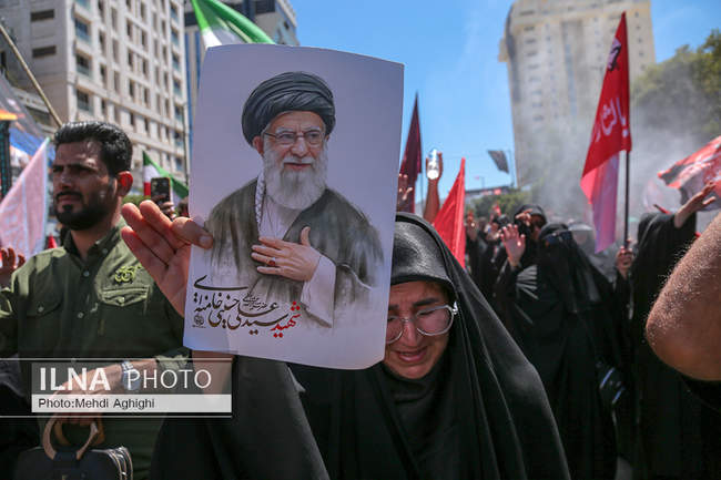 تشییع پیکر مطهر رهبر شهید انقلاب در مشهد / 2