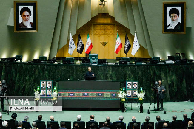 مراسم پاسداشت شهدای خدمت در مجلس