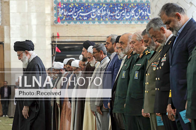 اقامه نماز عید فطر به امامت مقام معظم رهبری