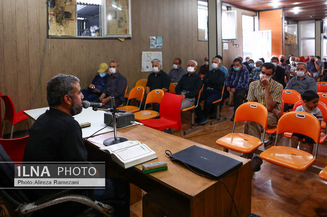سومین شب مراسم عزاداری حضرت اباعبدالله الحسین (ع) در خانه کارگر 