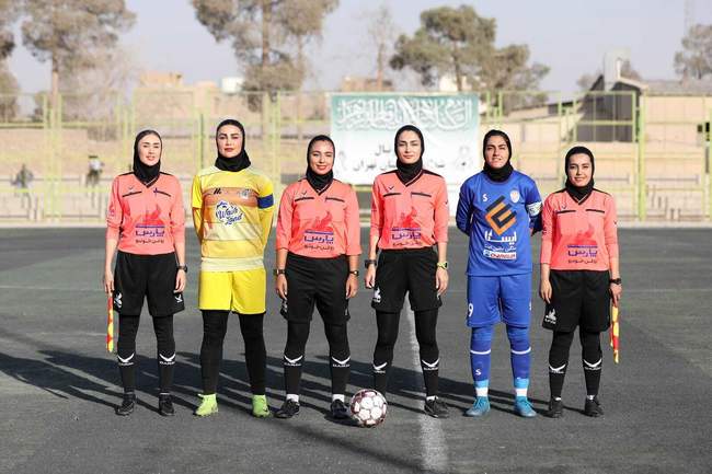 تصاویری از دیدار تیم های ایستا البرز و آوا تهران