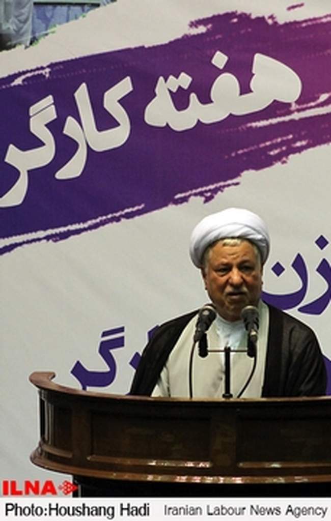 همایش تجلیل از گارگران نمونه زن با حضور آیت الله هاشمی رفسنجانی
