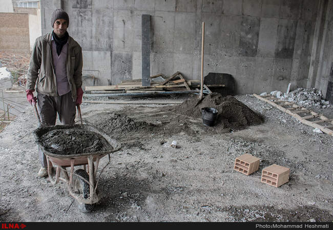 چرخ اقتصاد از چرخش بازوان کارگران می چرخد