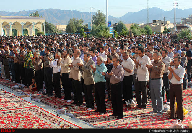 نماز عید فطر در آرامگاه شهید مدرس کاشمر/خراسان رضوی‎8