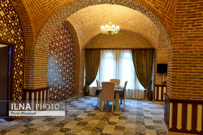 بازدید رئیس جمهور آذربایجان و همسرش از کاروانسرای شاه عباس