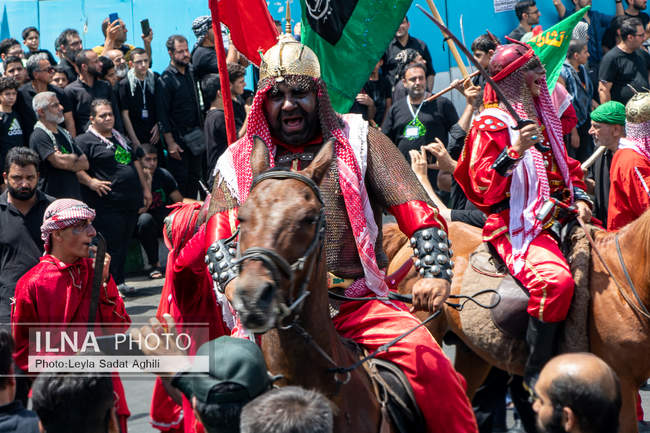 مراسم خیمه سوزان روز عاشورا در بازار تهران