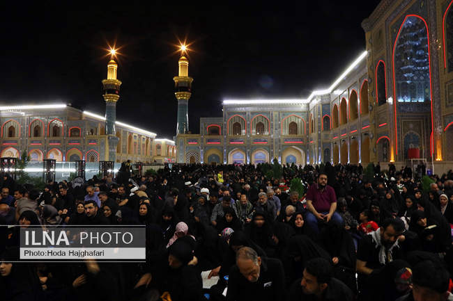 برپایی سفره افطاری و احیای لیالی قدر در نجف