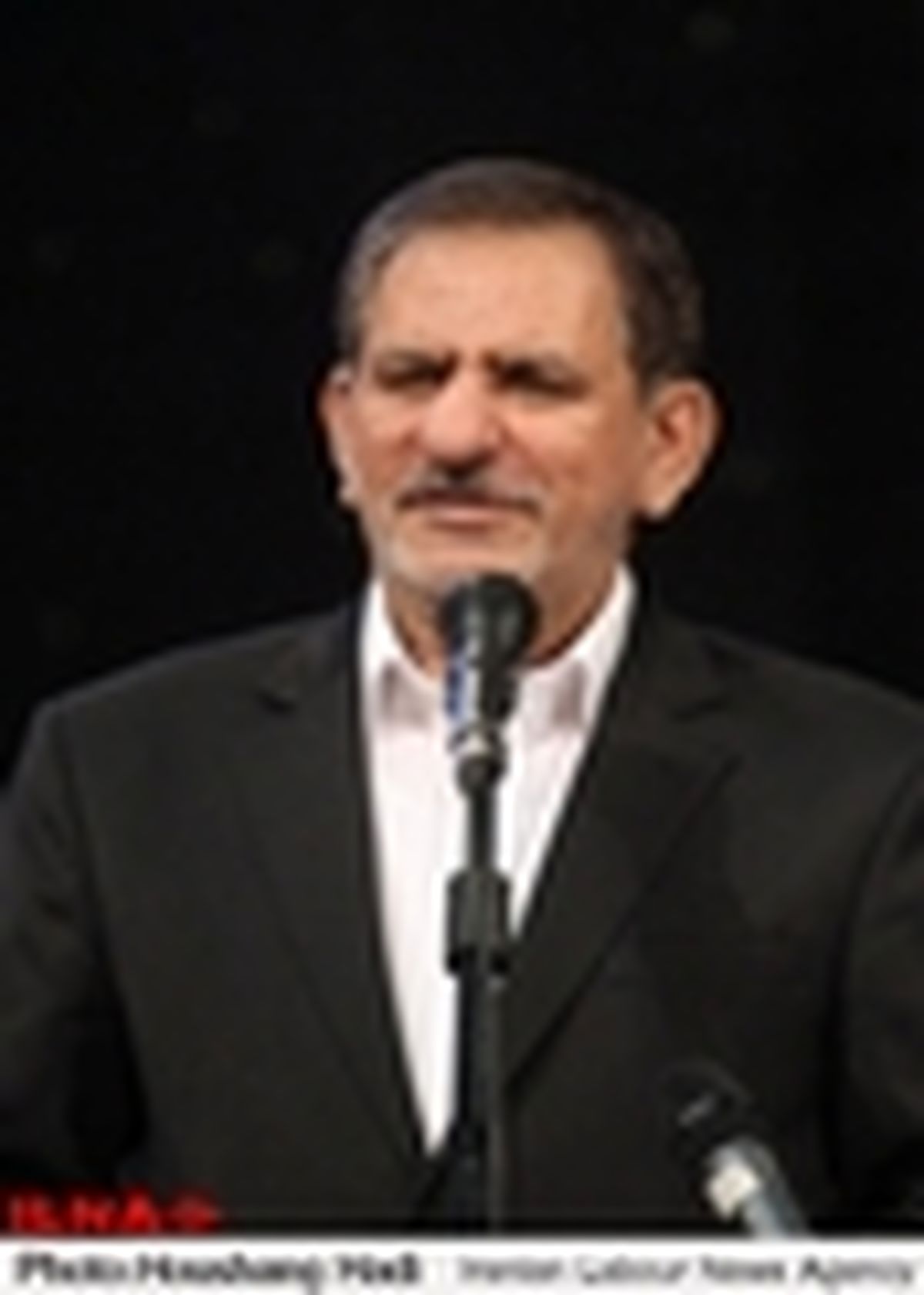 در مبارزه با فساد هیچ خط قرمزی را قائل نیستیم / ستاد مبارزه با فساد، نهادی فراقوه ای است