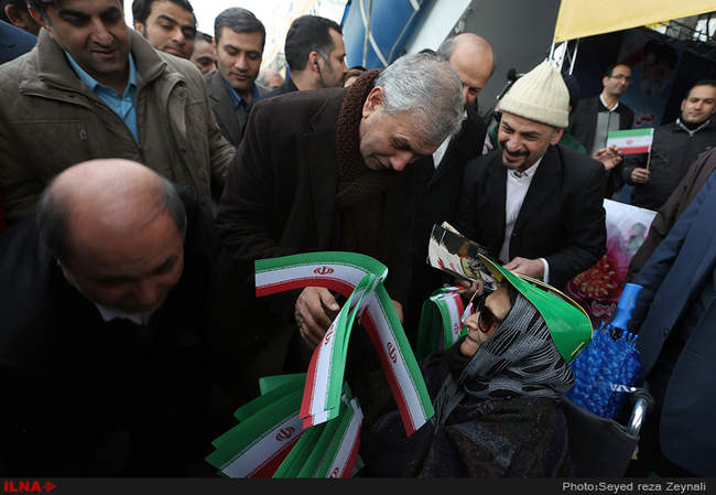 علی ربیعی؛ وزیر کار، تعاون و رفاه اجتماعی در راهپیمایی یوم الله 22 بهم