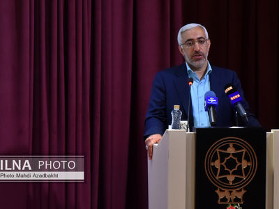 حاشیه سود شرکت‌ها نصف شد/ رخدادهای امنیتی اجازه نداد بورس نفس تازه کند