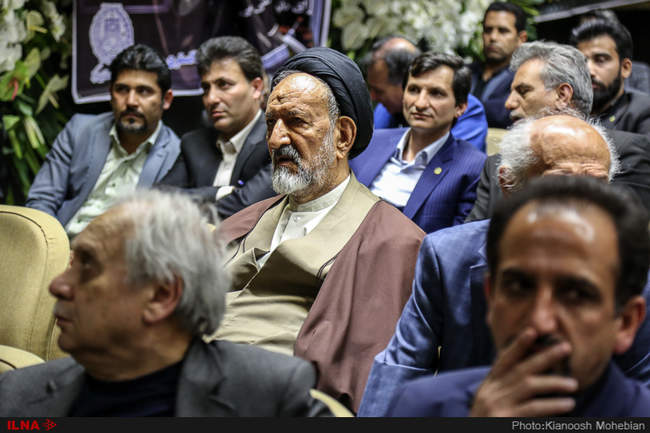 مراسم ترحیم بهمن کشاورز