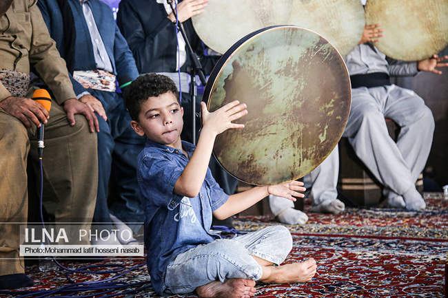 آغاز برنامه های هفته وحدت در سنندج