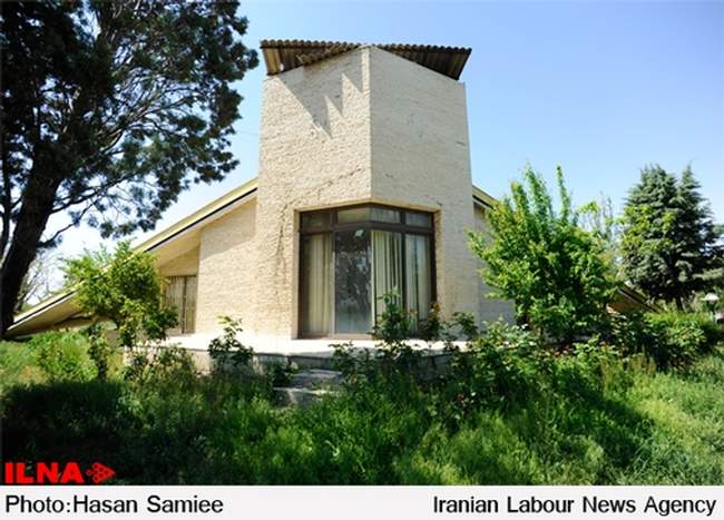 بازدید خبرنگاران البرزی از کاخ مروارید(کاخ شمس)