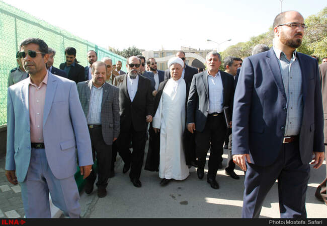 بازدید آیت الله هاشمی رفسنجانی از چند طرح در دانشگاه آزاد اسلامی واحد مشهد 