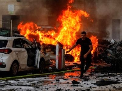 عملیات بزرگ «طوفان الاقصی» توسط حماس/ نیروهای مقاومت فلسطین کنترل یک مرکز پلیس اسرائیل را به دست گرفتند