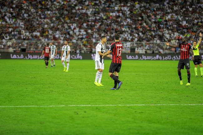 از پرواز رونالدو تا حضور بانوان در ورزشگاه مجلل جده