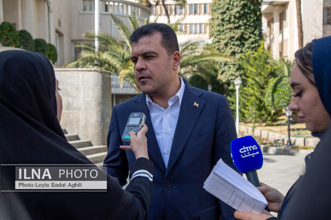 حاشیه جلسه هیات دولت - ۲۹ بهمن