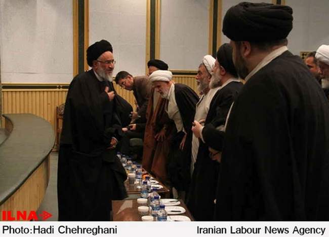 رونمایی از کتاب حضرت آیت الله العظمی موسوی اردبیلی