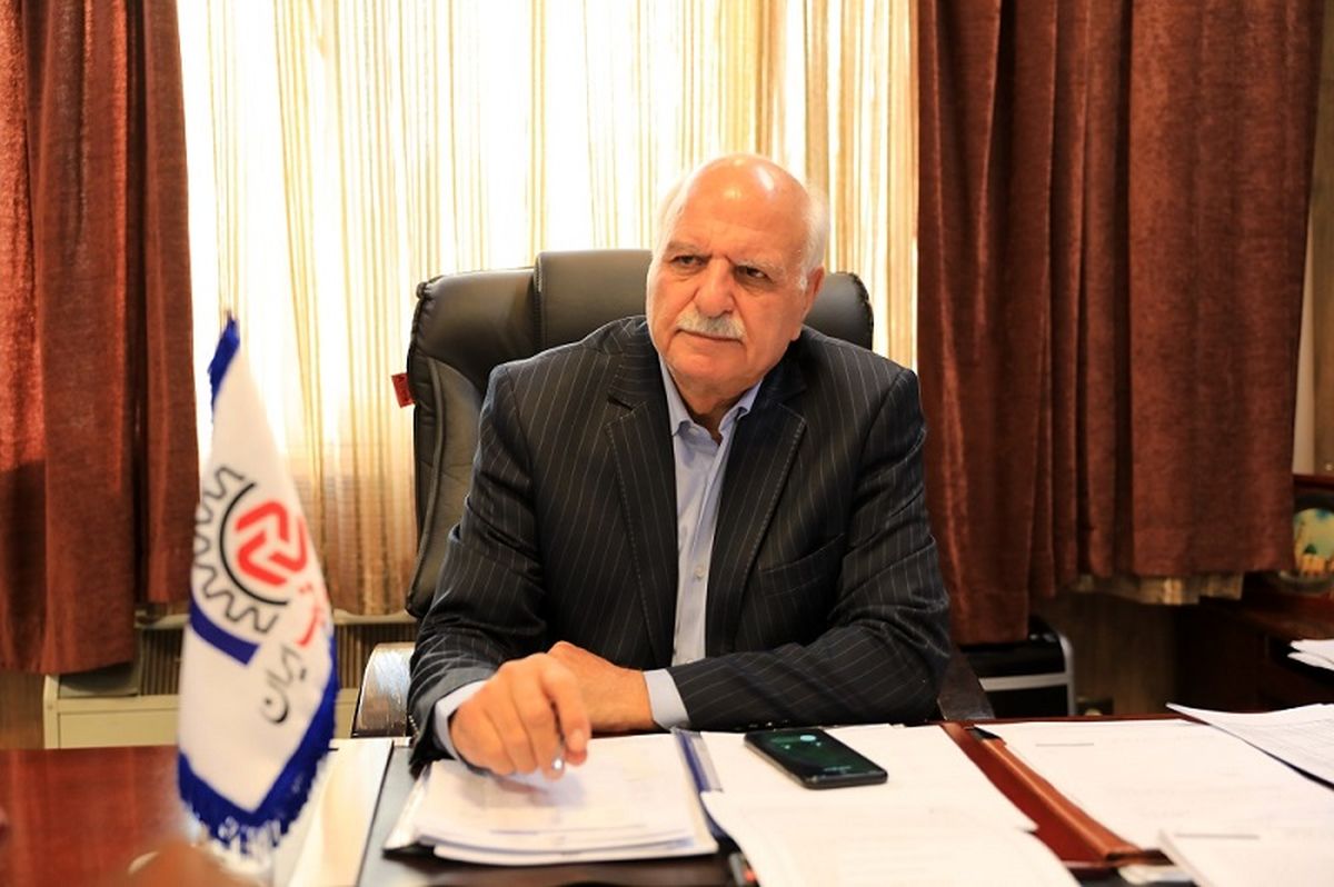 گرانی با گران‌فروشی تفاوت دارد/ تا جایی که توان داشته باشیم با تخلفات برخورد می‌کنیم/ همتی قول داد حداقل ثبات ارز برقرار شود