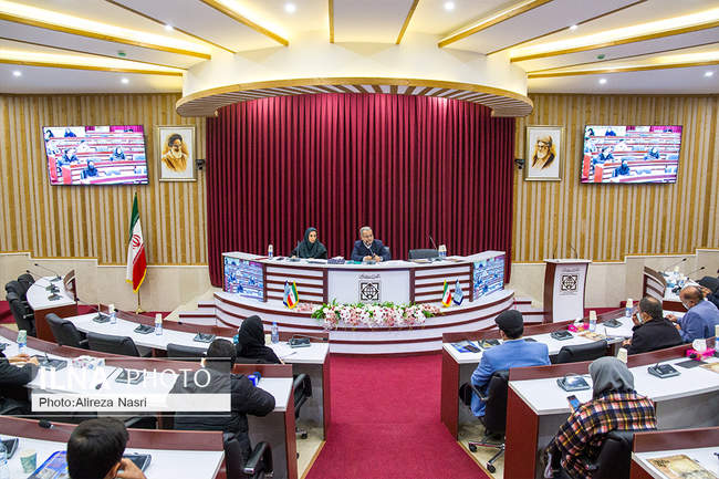 نشست خبری رئیس دانشگاه بین المللی امام خمینی(ره) قزوین 