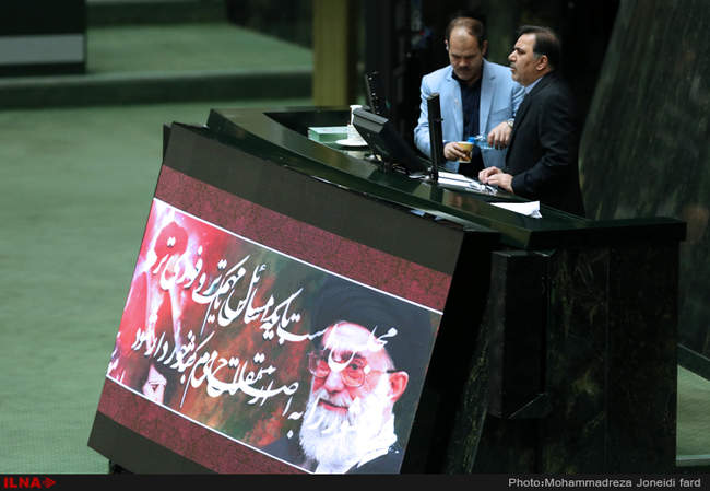 گزارش تصویری جلسه استیضاح وزیر راه و شهرسازی 