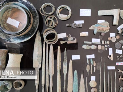 کشف و ضبط اشیای تاریخی با قدمت هزاره اول و دوم قبل از میلاد و دوران اسلامی در کرمانشاه