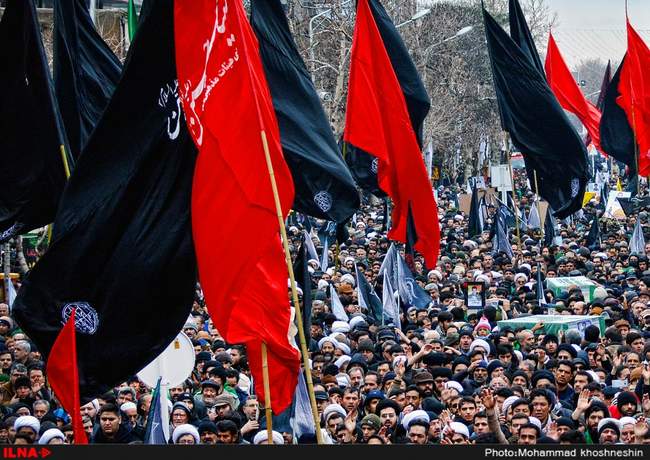اجتماع عظیم عزاداران فاطمی و تشییع شهدای گمنام و مدافع حرم - مشهد
