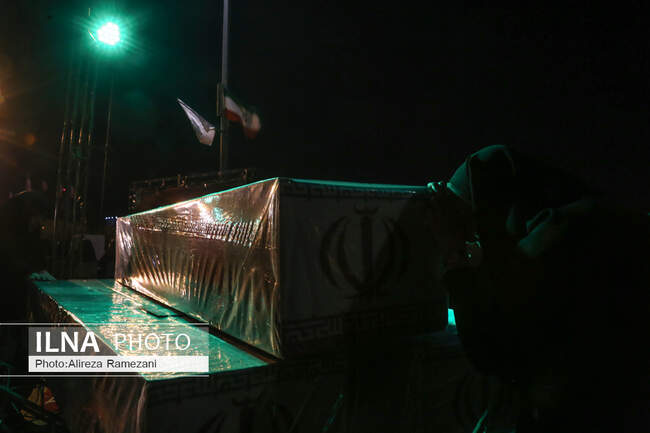 مراسم وداع با پیکر ١٥٠ شهید ٨ سال جنگ تحمیلی