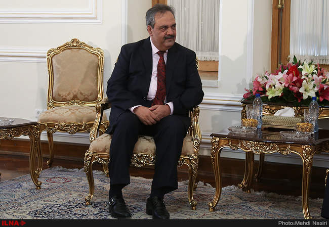 تقدیم استوارنامه آصف درانی سفیر جدید پاکستان به ظریف وزیر امورخارجه 