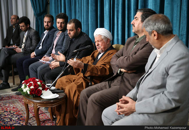 دیدار جمعی از فعالان رسانه‌ای با آیت الله هاشمی رفسنجانی