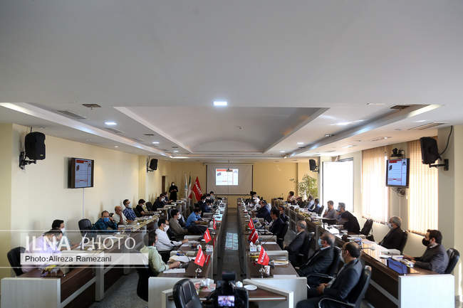 جلسه هم اندیشی شرکت بارز و دانشکده فنی دانشگاه تهران