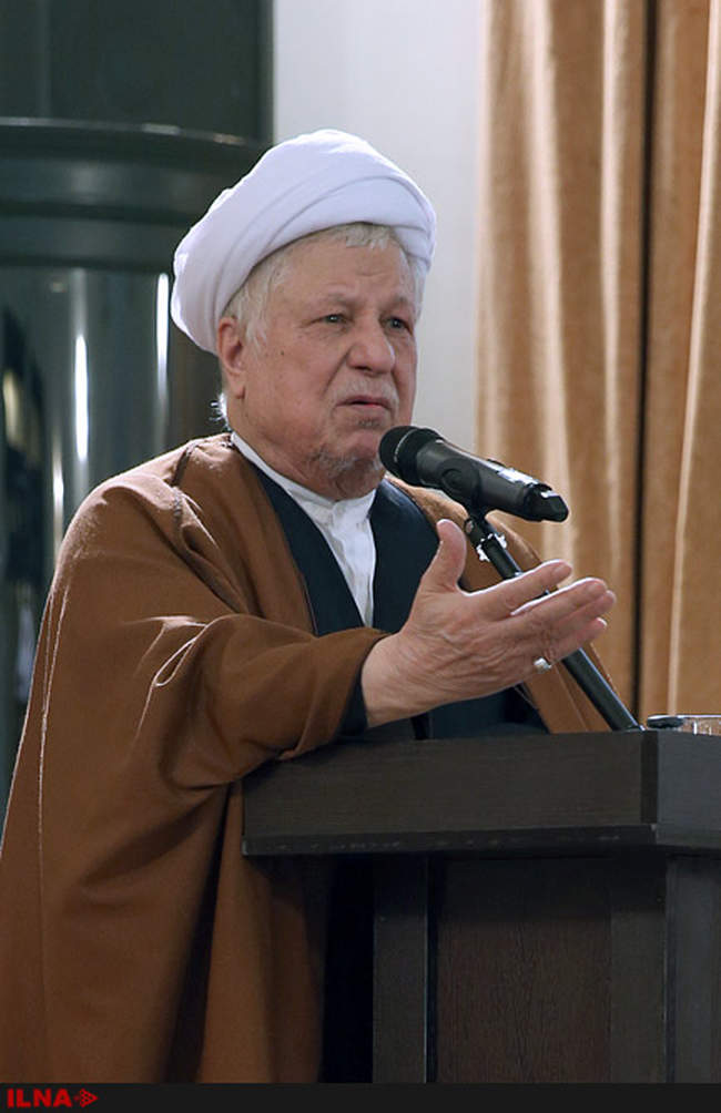 دیدار جمعی از دانشجویان دانشگاه‌های مختلف کشور با آیت‌الله هاشمی ر�