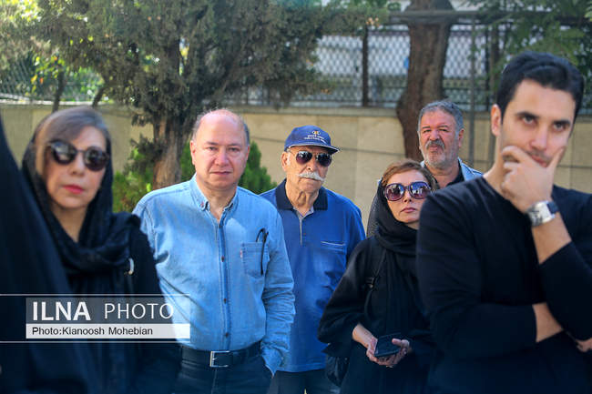 مراسم تشییع پیکر حمید سهیلی مستند ساز پیشکسوت