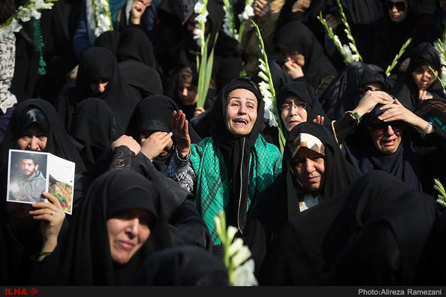 تجمع عزاداران فاطمی در میدان های هفت تیر و فاطمی تهران