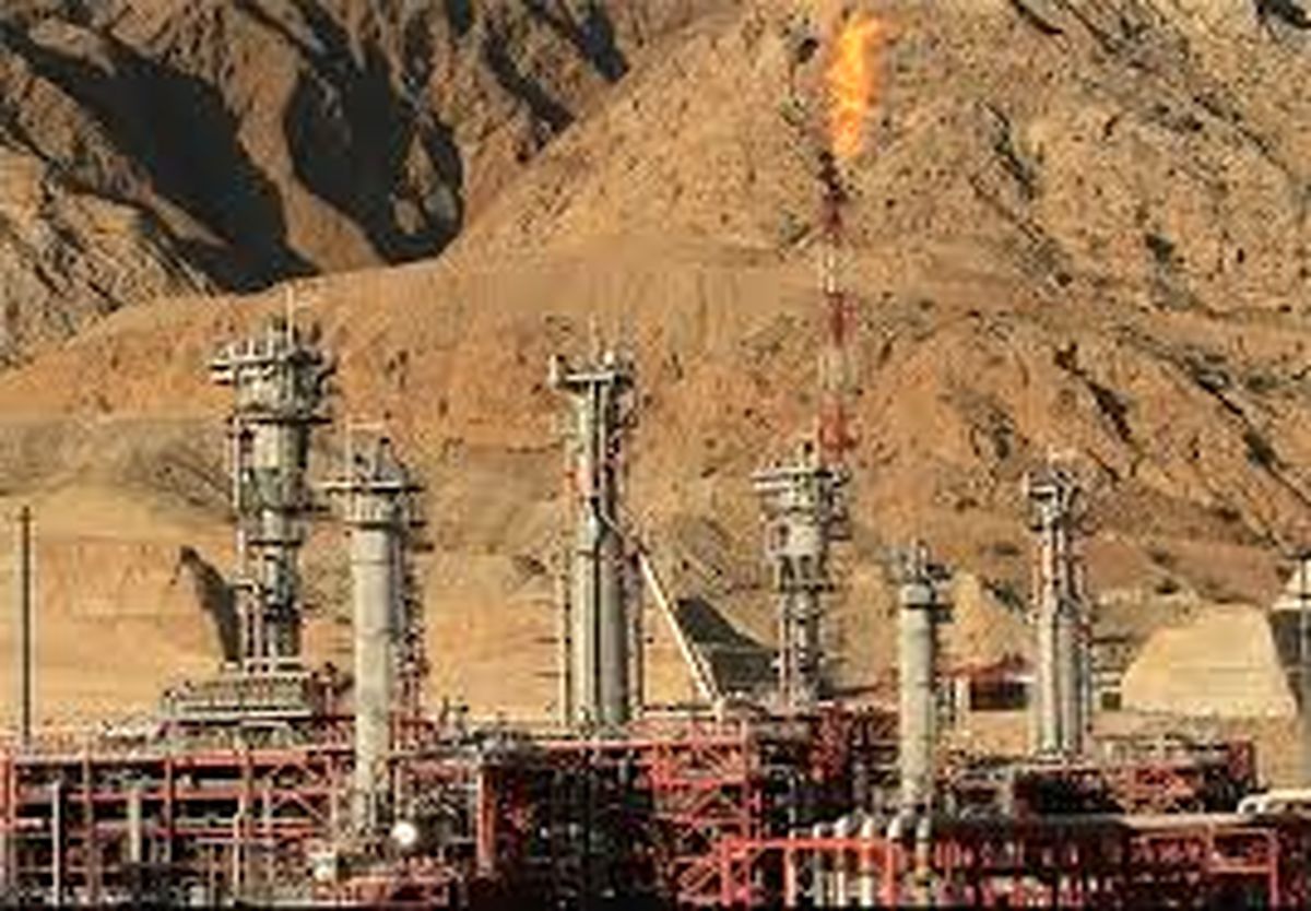 تمام مسیرها برای ایجاد ارزش افزوده در حوزه گاز مسدود است/ تکنولوژی و سرمایه‌ لازم برای برداشت هلیوم را نداریم