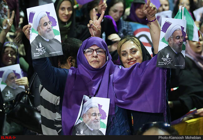 همایش سراسری زنان حامی حسن روحانی در ورزشگاه شیرودی-2