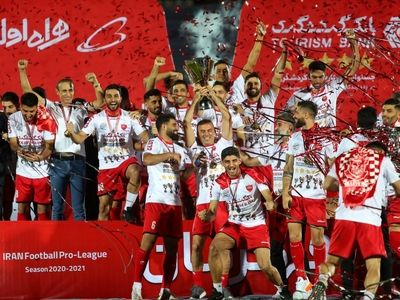 تصاویری جالب از قهرمانی پرسپولیس و گلات شاگردان یحیی گل محمدی (ویدئو)